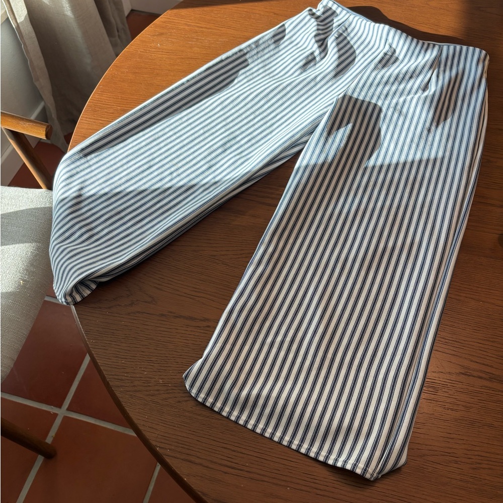Striped Handmade Set - Picture 3 of 8